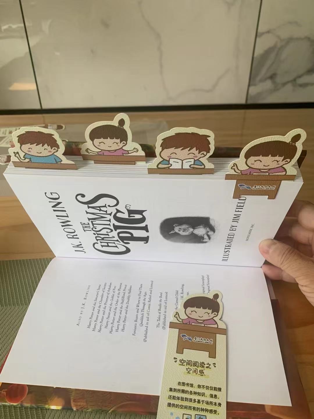 Pop-up bookmark elements inside a book